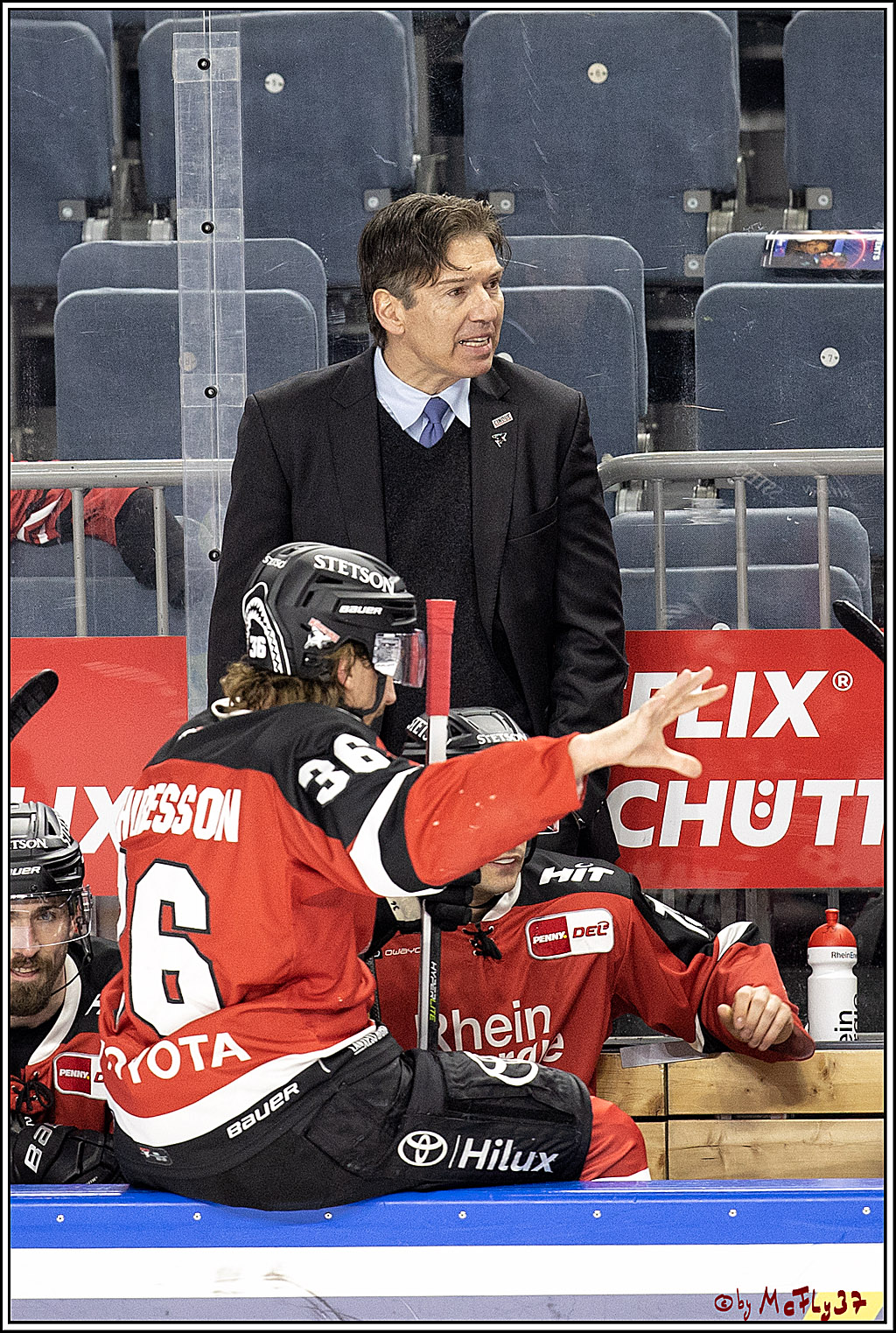 PENNY DEL;  Koelner Haie - Iserlohn Roosters; Koeln, 01.03.2022